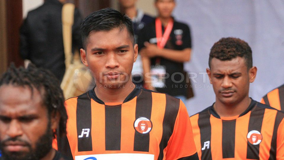 Pemain muda kebanggaan Perseru Serui, Mochamad Zaenuri. Copyright: © Ian Setiawan/INDOSPORT