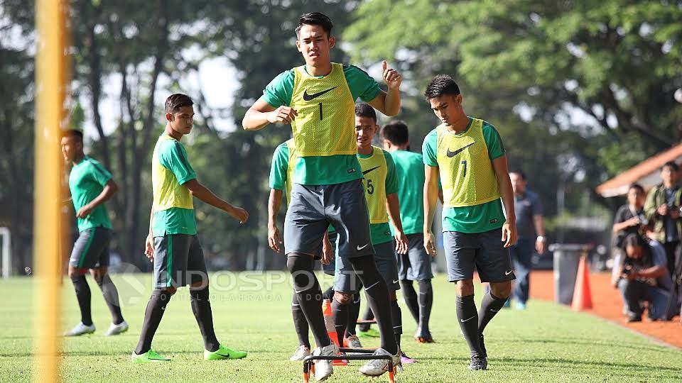 Timnas U-22 siap gelar seleksi pemain tahap tiga. Copyright: © Herry Ibrahim/Indosport