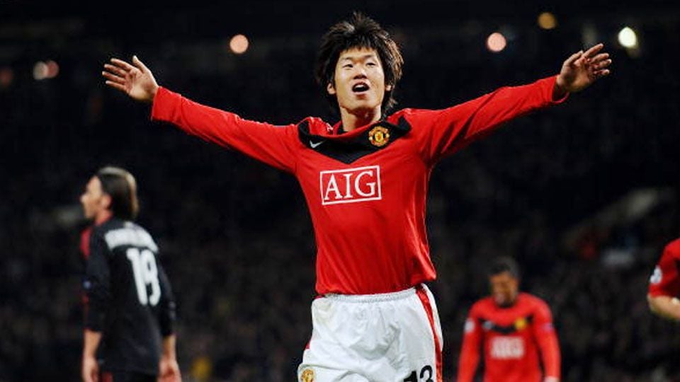 Legenda Korea Selatan, Park Ji-sung, saat membela Manchester United. Copyright: © Matthew Ashton/AMA/Corbis via Getty Images