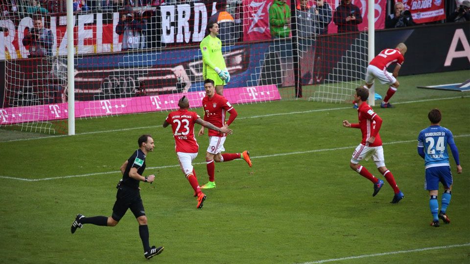 Bayern Munchen vs Hamburger. Copyright: © Getty Images