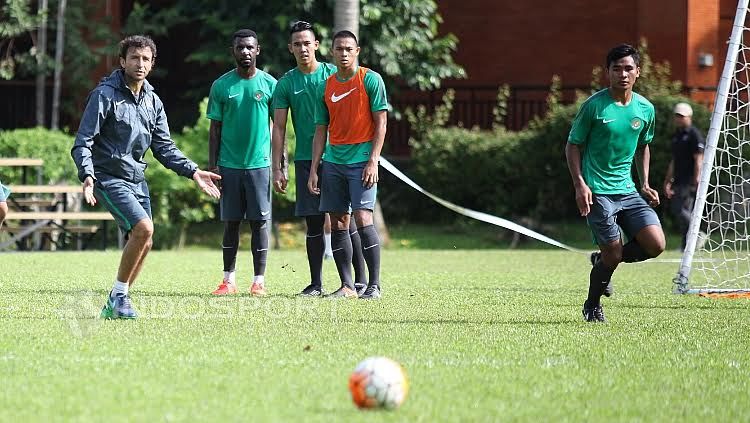 Latihan Timnas U-22 tahap ke-2. Copyright: © Herry Ibrahim/Indosport