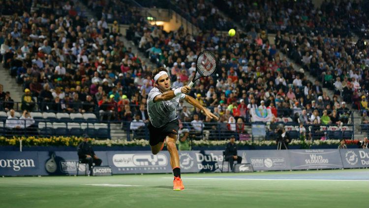 Roger Federer di babak kedua Dubai Terbuka 2017. Copyright: © dubaidutyfreetennischampionships.com