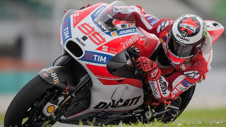 Jorge Lorenzo saat uji coba Sirkuit Sepang. Copyright: © MOHD RASFAN/AFP/Getty Images