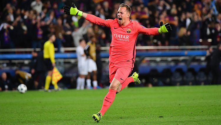 Ter Stegen dianggap sebagai salah satu faktor penting di balik kemenangan Barcelona atas PSG. Copyright: © Dave Winter/Icon Sport