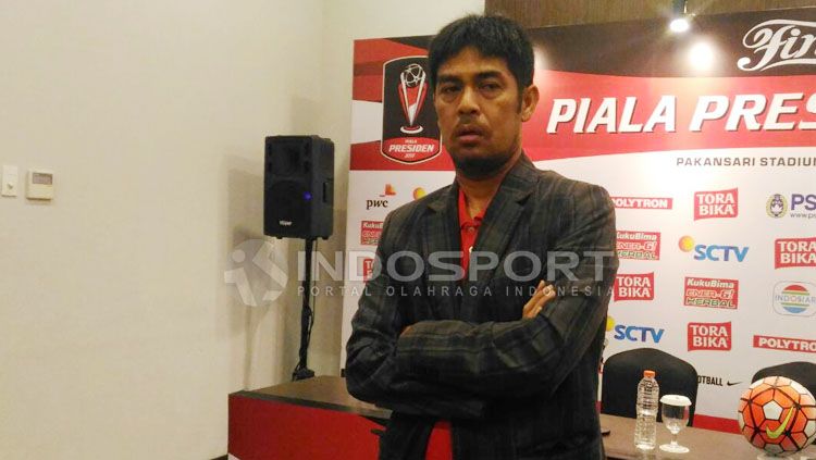 Pelatih Semen Padang, Nilmaizar. Copyright: © Muhammad Adiyaksa/INDOSPORT