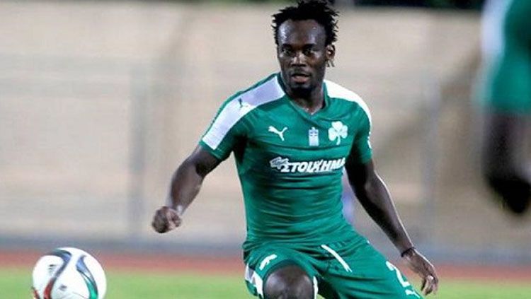 Michael Essien saat masih berseragam Panathinaikos. Copyright: © ghanaweb.com