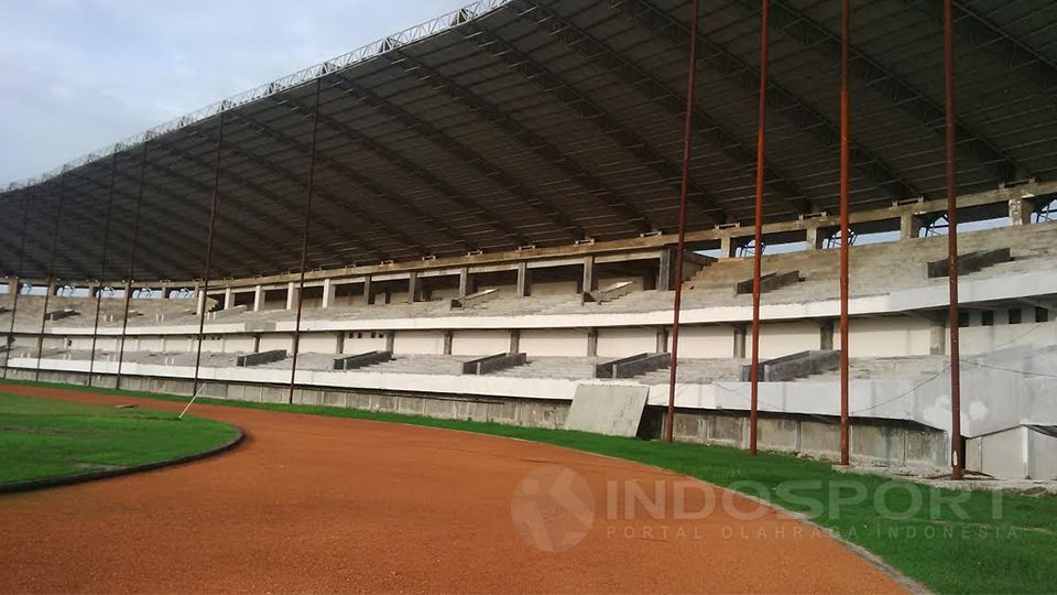 Stadion Barombong, Makassar direncanakan rampung tahun 2018 mendatang. Copyright: © Basri/Indosport