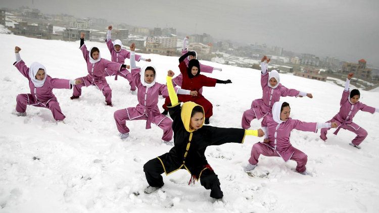 Pelatih wushu perempuan pertama Afghanistan, Sima Azimi. Copyright: &copy; AP