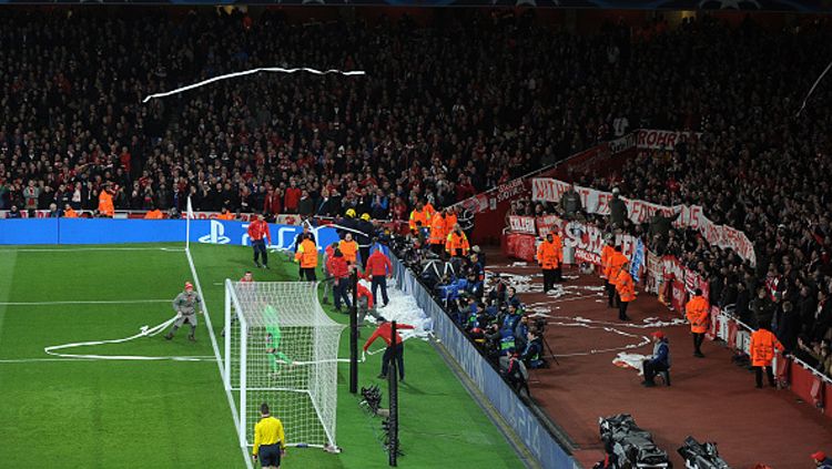 Fans Bayern Munchen di Emirates Stadium. Copyright: © Stuart MacFarlane/Arsenal FC via Getty Images
