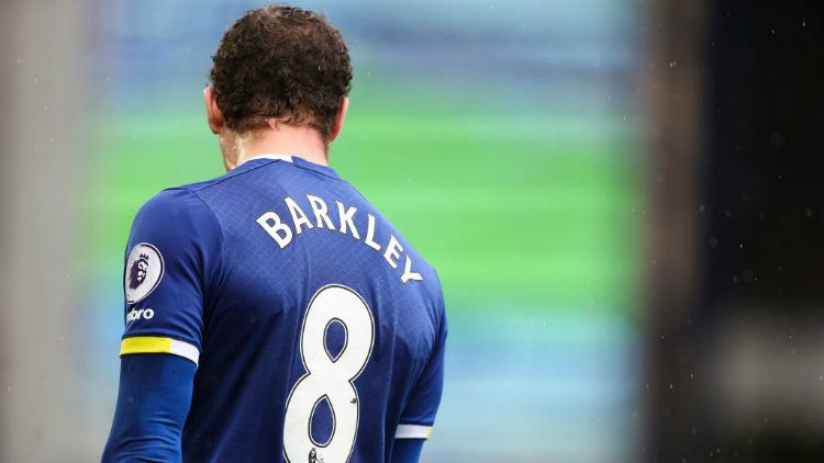 Ross Barkley, gelandang serang Everton. Copyright: © TWITTER/@Squawka