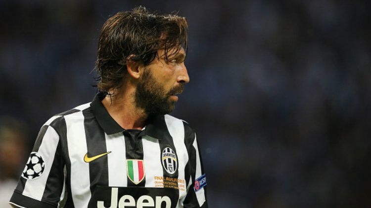 Andrea Pirlo saat berseragam Juventus. Copyright: © AMA/Corbis via Getty Images