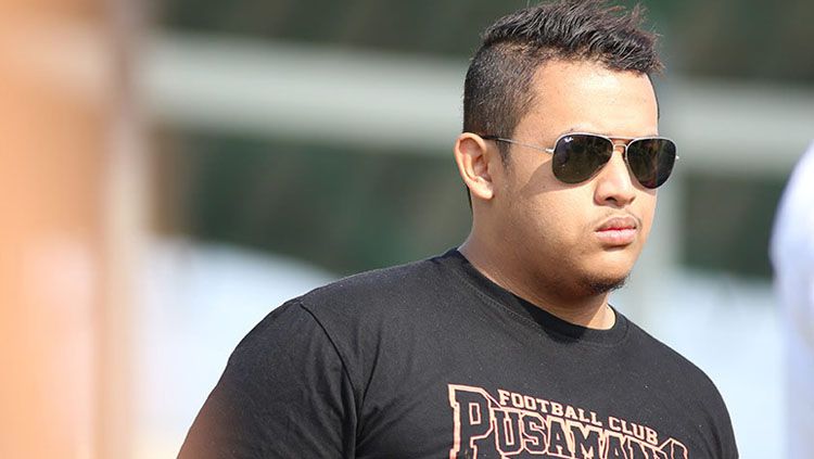 Presiden PBFC, Nabil Husein, akhirnya memberikan komentar pedas mengenai spekulasi LIB yang menginginkan adanya regulasi baru mengenai larangan penyerang asing di Liga 1. Copyright: © bola.net