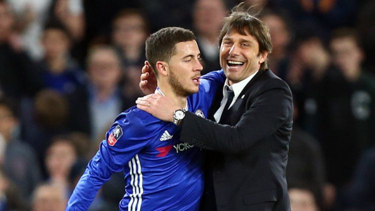 Eden Hazard dan Antonio Conte. Copyright: © Kieran Galvin/NurPhoto via Getty Images