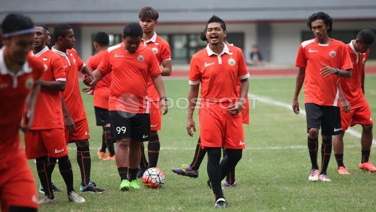 Bambang Pamungkas kemungkinan tak ikut bertanding saat Persija berhadapan dengan Persiba Balikpapan. Copyright: &copy; Herry Ibrahim/INDOSPORT