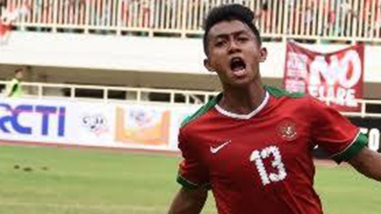 Febri Hariyadi dalam balutan seragam Timnas Indonesia. Copyright: © Herry Ibrahim/INDOSPORT