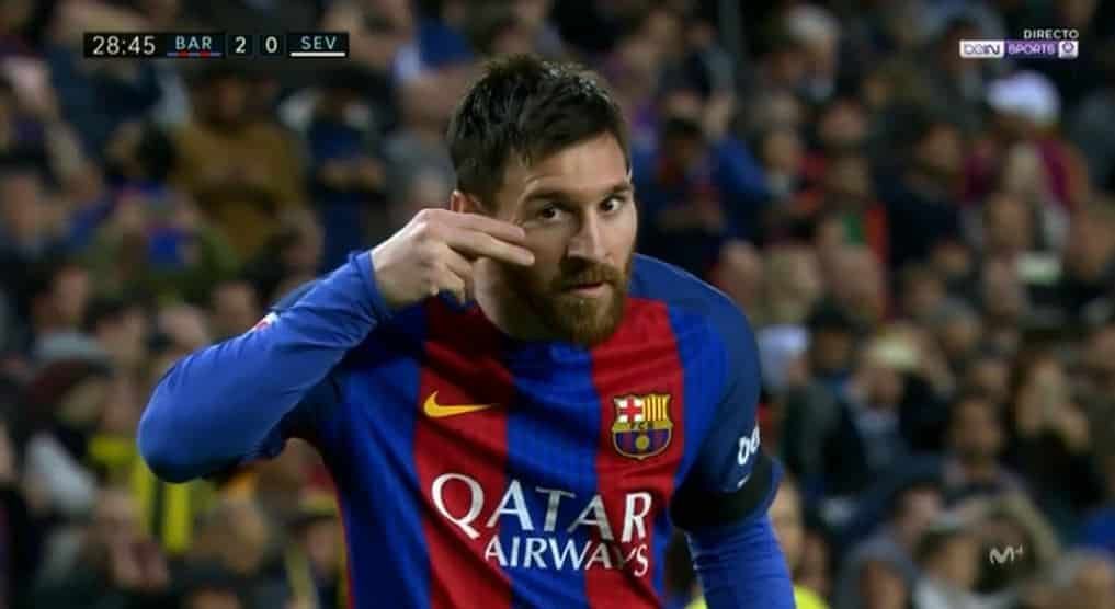 Selebrasi Lionel Messi saat mencetak gol ke gawang Sevilla. Copyright: &copy; beIN Sports