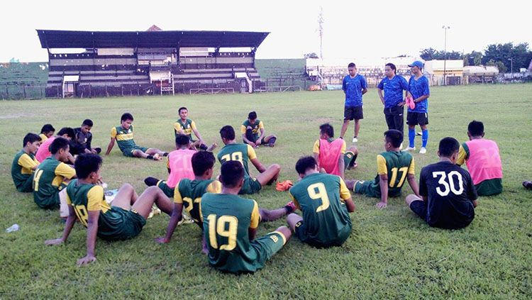 Perssu Sumenep memasang target untuk bertahan di Liga 2 musim depan. Copyright: &copy; bolamadura.com