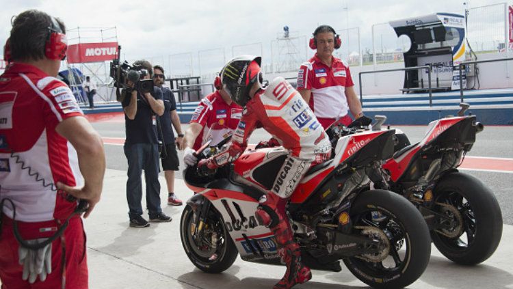 Jorge Lorenzo bersama tim barunya, Ducati. Copyright: © Mirco Lazzari gp/Getty Images