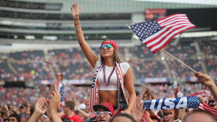 Suporter Amerika Serikat. Copyright: © Scott Olson/Getty Images