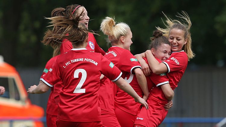 Pesepakbola wanita terancam aksi pelecehan seksual. Copyright: © Matthias Kern/Bongarts/Getty Images