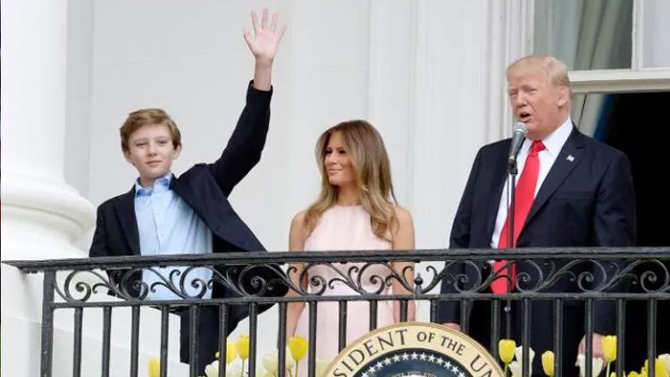 Donald Trump dan anaknya, Barron Trump. Copyright: © EPA