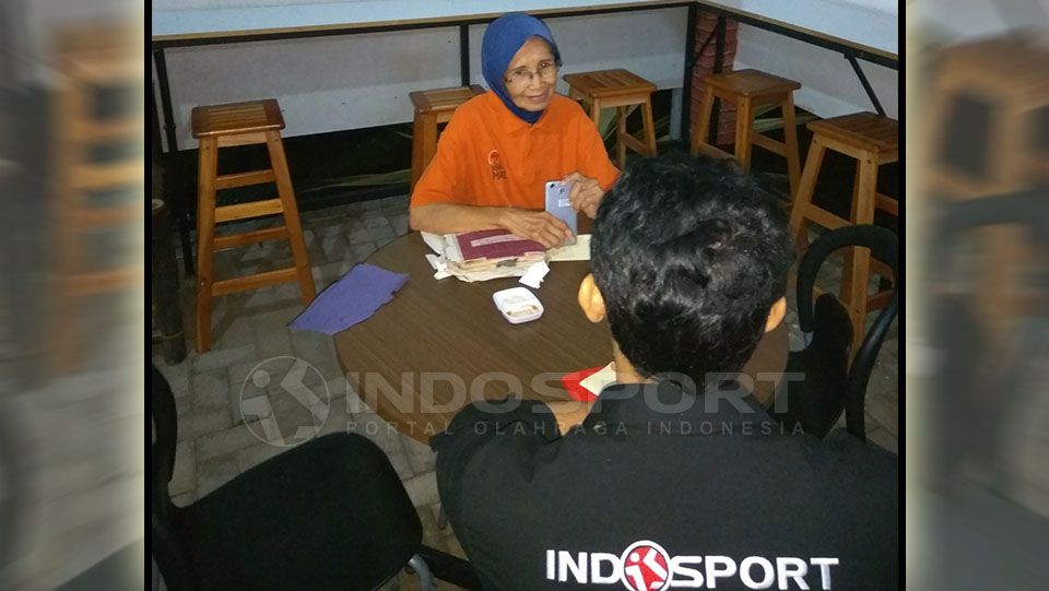 Wiwi H Kusdarti, pelopor sepakbola wanita Indonesia Copyright: © Gema Trisna Yudha/Indosport