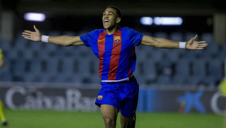 Pemain Barcelona U-19, Jordi Mboula. Copyright: &copy; tribuna.com