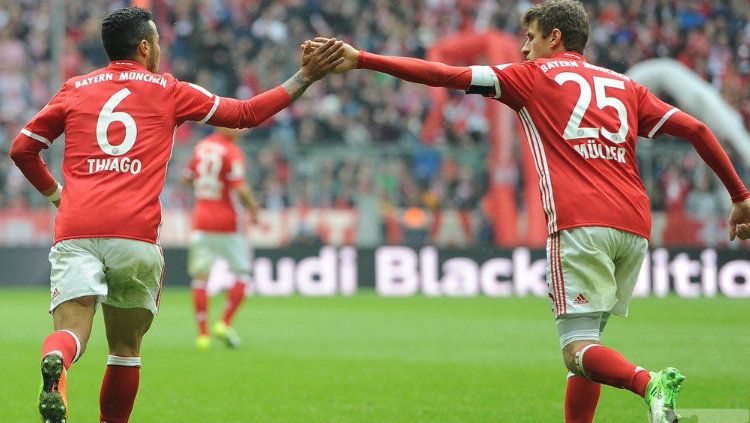 Thiago selamatkan Bayern Munchen dari kekalahan. Copyright: © Bundesliga
