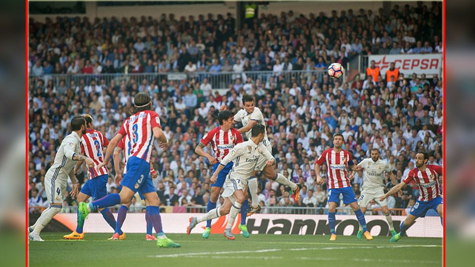 Pertandingan bertajuk Derby Madrid antara Real Madrid vs Atletico Madrid. Copyright: © Denis Doyle/Getty Images