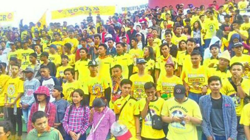 Ketua Suporter Sriwijaya Mania (S-Man). Copyright: © Muhammad Effendi/INDOSPORT