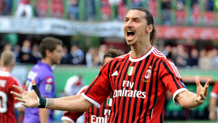 Ibrahimovic saat masih berseragam AC Milan Copyright: © Claudio Villa/Getty Images