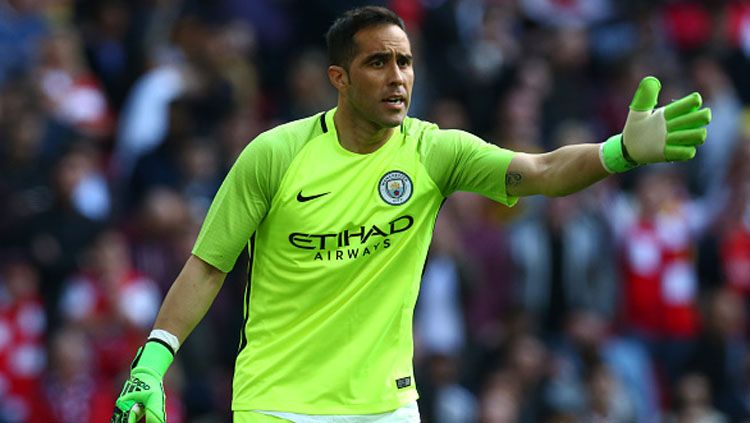 Kiper Manchester City, Claudio Bravo. Copyright: &copy; NurPhoto via Getty Images