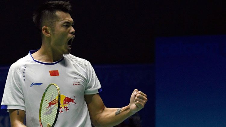 Tunggal putra China, Lin Dan melakukan selebrasi. Copyright: © Allsport Co./Getty Images