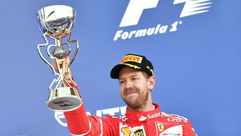Rumor bahwa pembalap asal Jerman, Sebastian Vettel, dekat untuk merapat ke tim Racing Point semakin santer setelah ia kedapatan bertemu bos tim. Copyright: © ANDREJ ISAKOVIC/AFP/Getty Images