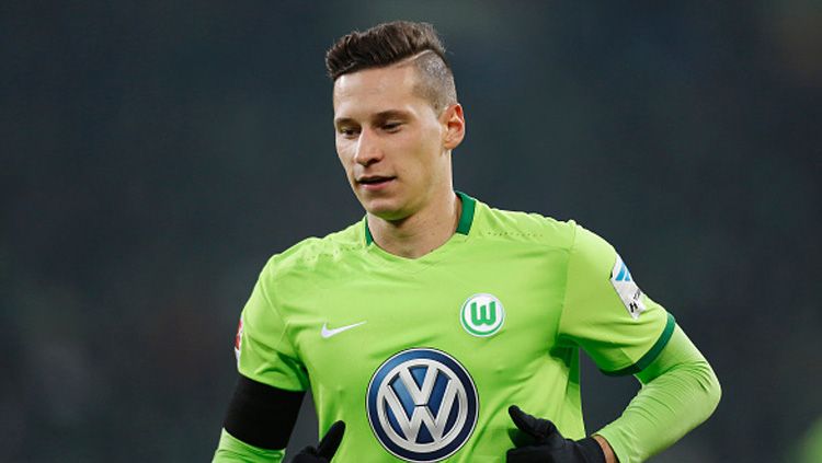 Julian Draxler saat masih berseragam Wolfsburg. Copyright: © TF-Images/Getty Images