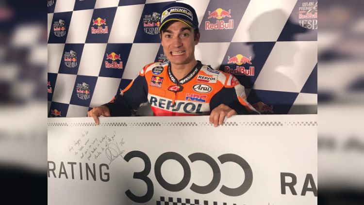 Dani Pedrosa memenangkan balapan ke-3.000 Grand Prix. Copyright: © Twitter/Repsol Honda