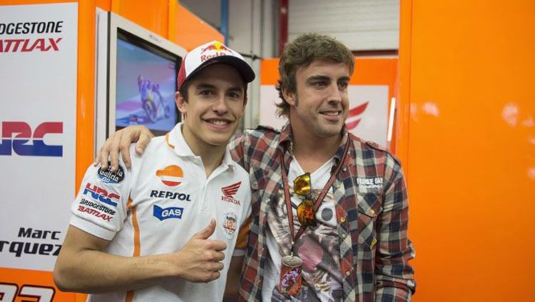 Fernando Alonso dan Marc Marquez. Copyright: © Tuttomotoriweb