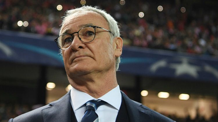 Mantan pelatih Leicester City, Claudio Ranieri berpotensi gantikan Walter Mazzarri sebagai pelatih Watford. Copyright: © Michael Regan/Getty Images