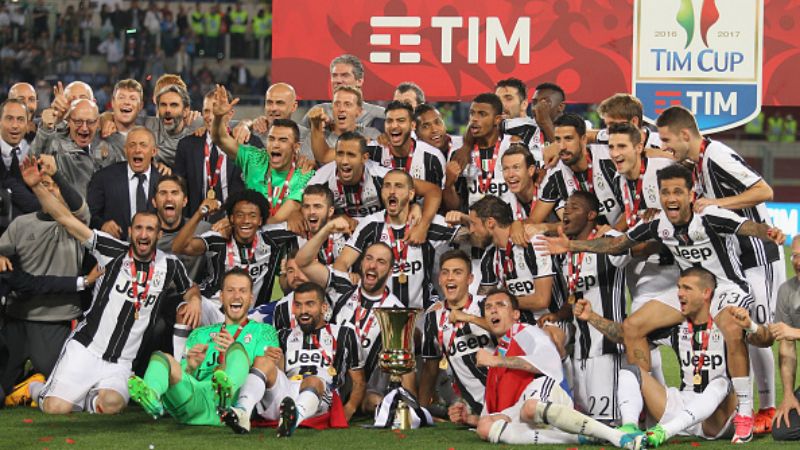 Juventus kala merayakan gelar Coppa Italia. Copyright: © Paolo Bruno / Stringer / Getty Images