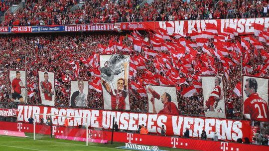Suporter Bayern Munchen Copyright: © Twitter @FCBayernEN
