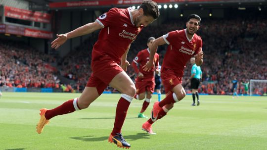 Adam Lallana mencetak gol ketiga melalui tendangan sekali sentuhannya. Copyright: © Getty Images