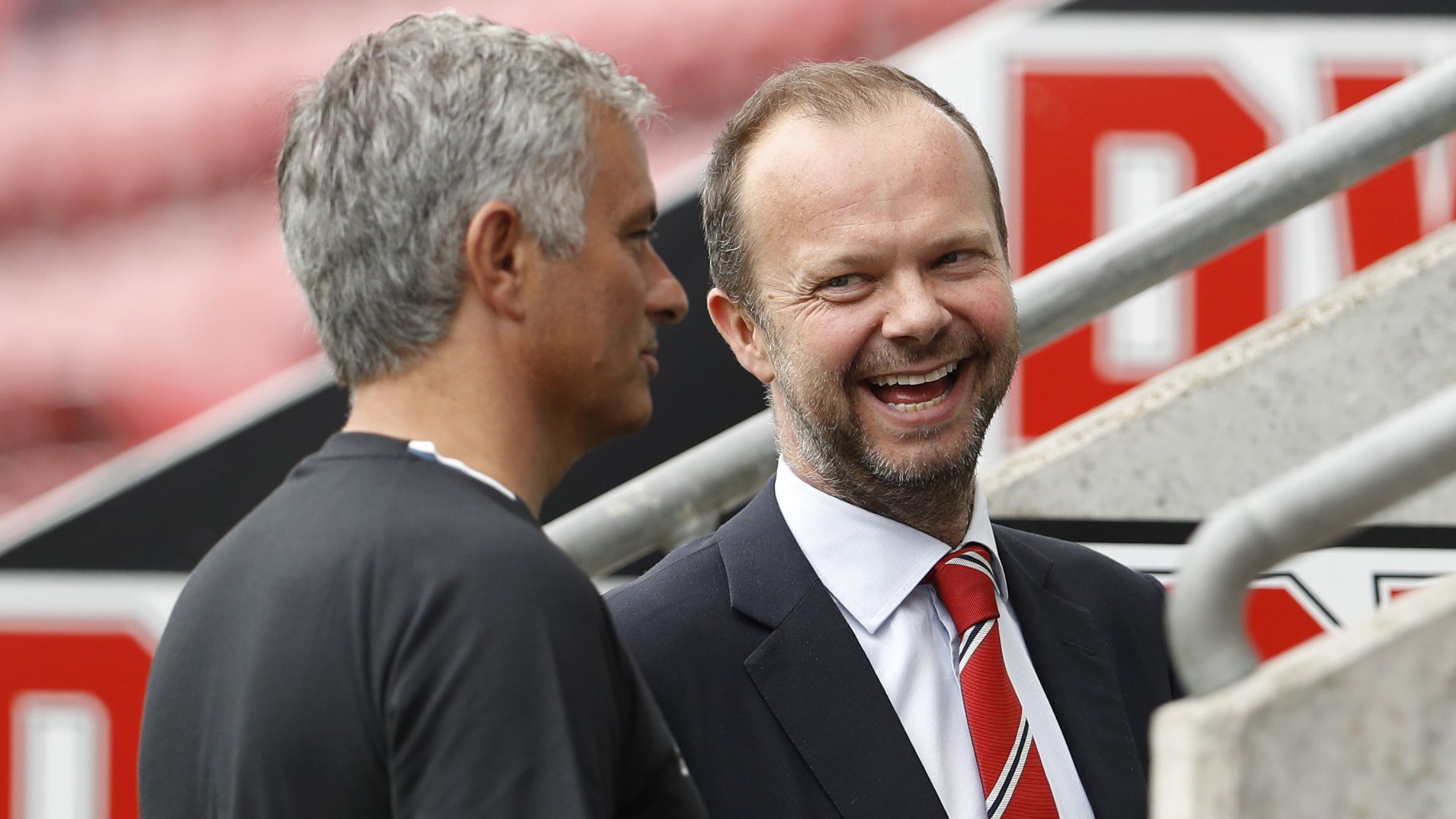 Jose Mourinho dan Ed Woodward. Copyright: © Squawka