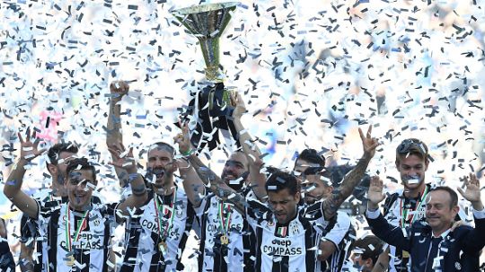 Juventus, juara Serie A Italia. Copyright: &copy; Valerio Pennicino/Getty Images