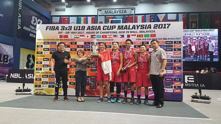 Tim Basket 3x3 Putri Indonesia saat meraih gelar juara FIBA 3x3 U18 Asia Cup 2017. Copyright: © Rilis Perbasi