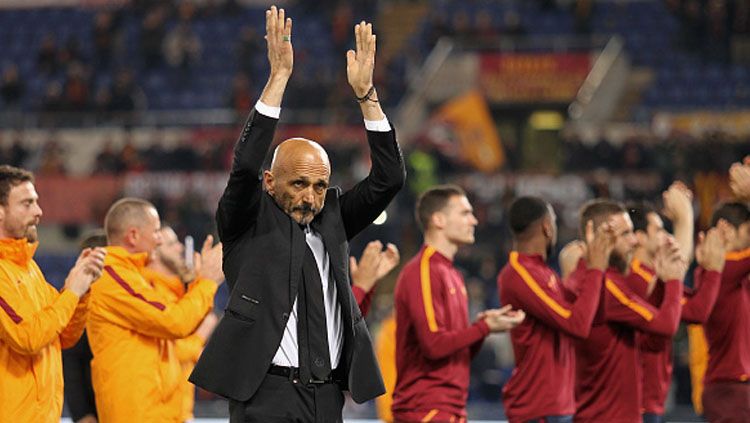 Luciano Spalletti resmi jabatannya dilepas AS Roma. Copyright: © Paolo Bruno/Getty Images