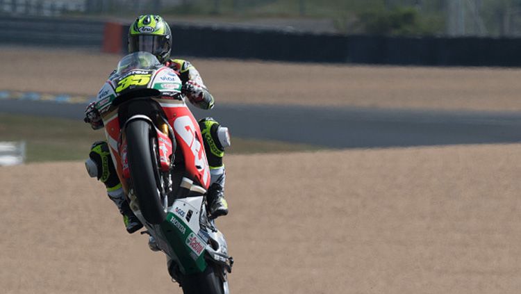 Cal Crutchlow dalam latihan bebas di MotoGP Prancis. Copyright: © Mirco Lazzari gp/Getty Images