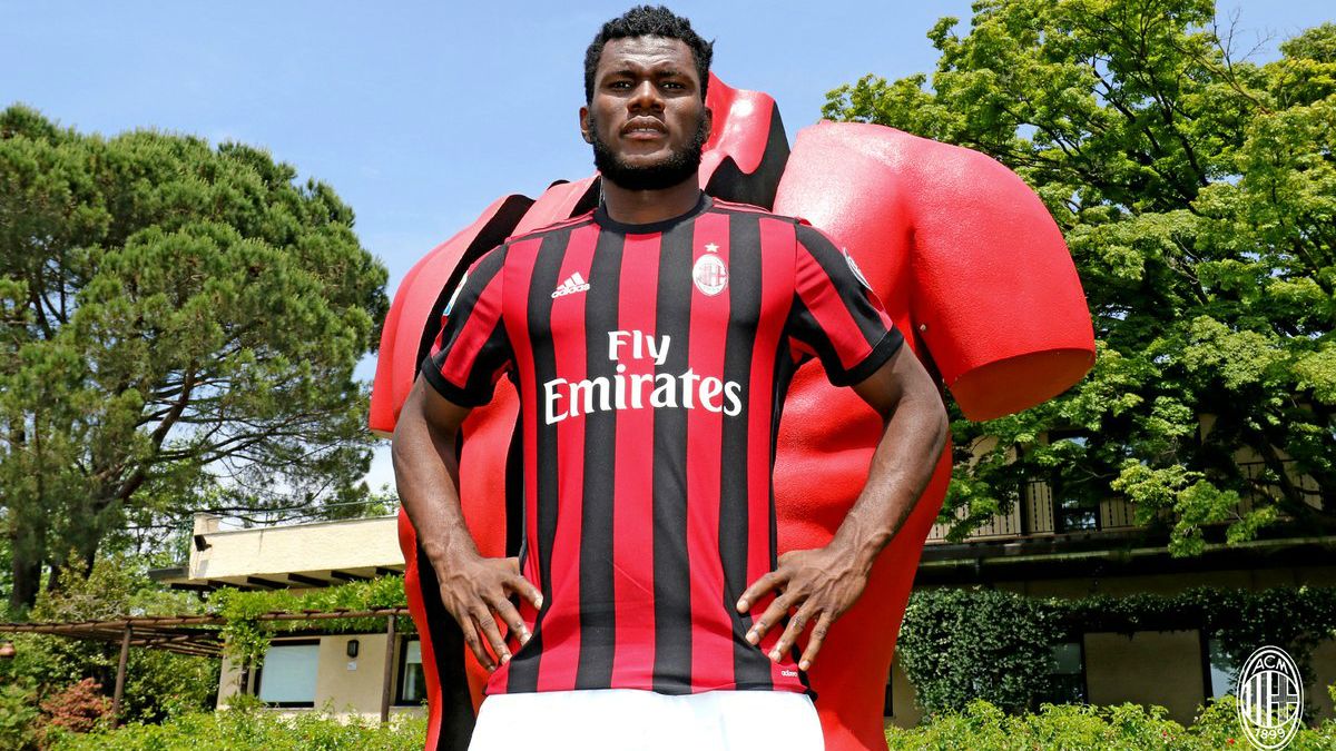 Gelandang AC Milan, Franck Kessie. Copyright: © Twitter/@ACMilan