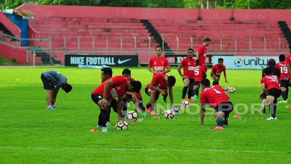 PSM Makassar sedang latihan. Copyright: © 