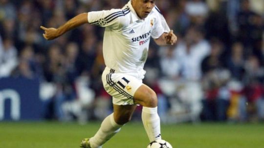 Ronaldo Nazario saat masih memperkuat Real Madrid. Copyright: © Martin Rose