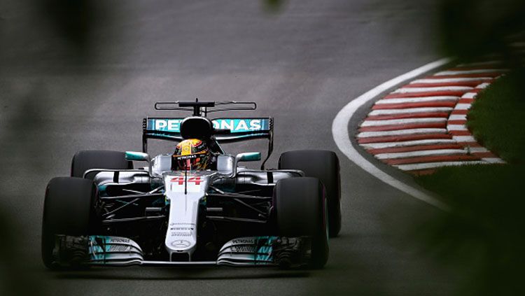 Pembalap andalan Mercedes, Lewis Hamilton. Copyright: © Getty Images